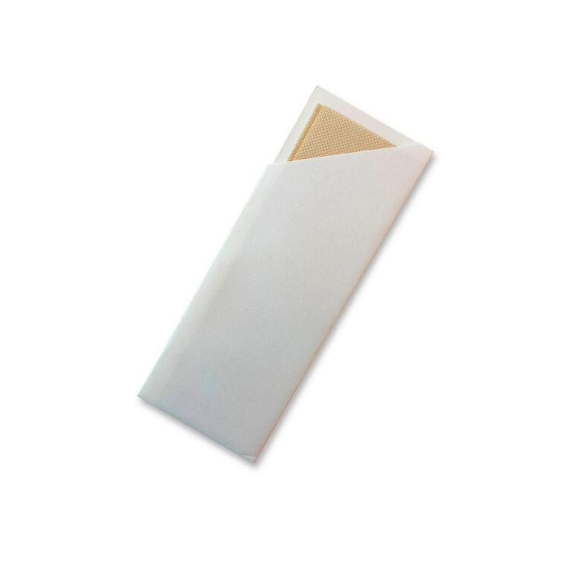 White cultery pouch with 2 ply napkin